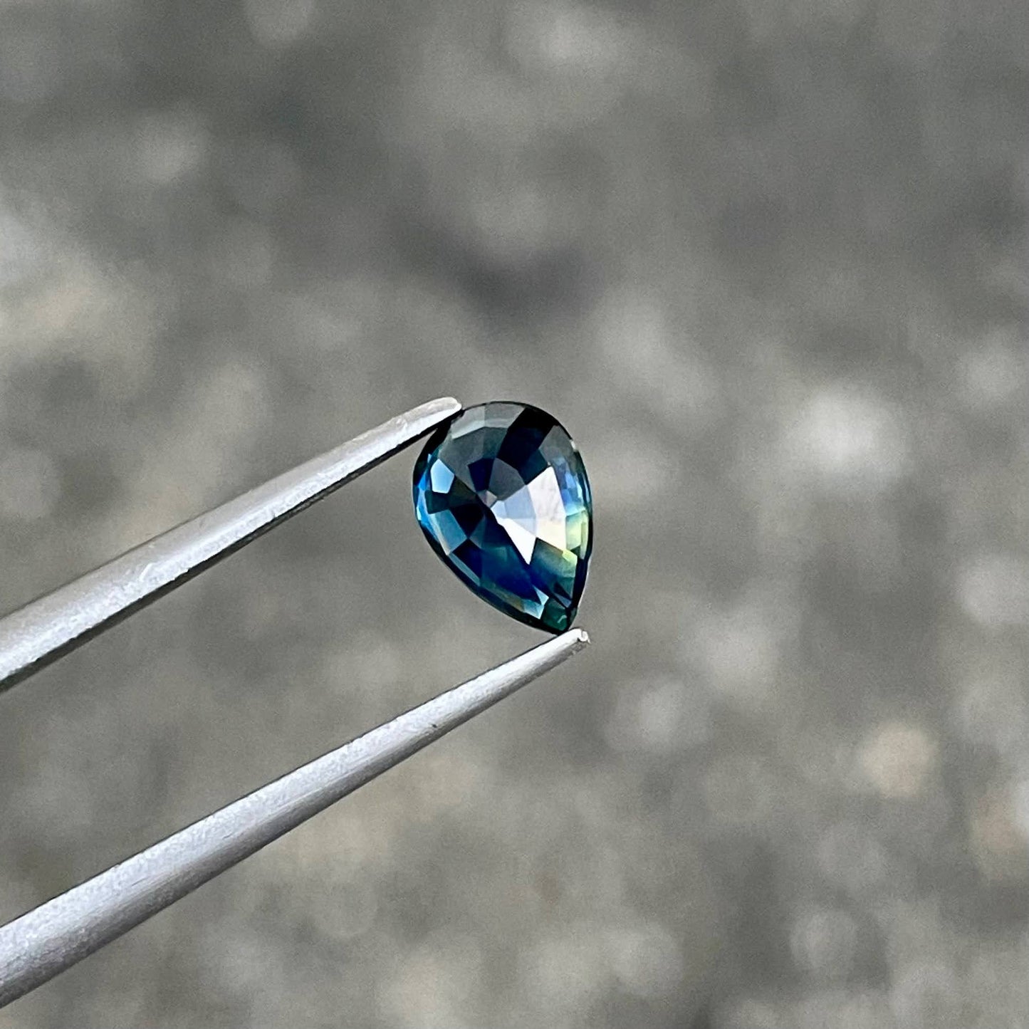 MantraMani Sapphire Loose Gemstone – Authentic, Lab Certified | India - Angle 5
