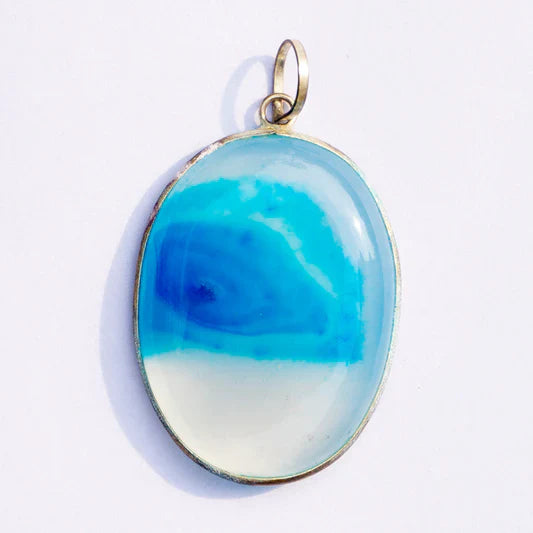 MantraMani Nicolo Onyx Crystal Oval Pendant