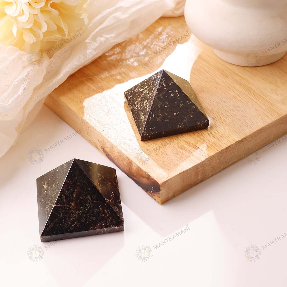 MantraMani Garnet Pyramid – Love, Confidence & Success Energy Crystal