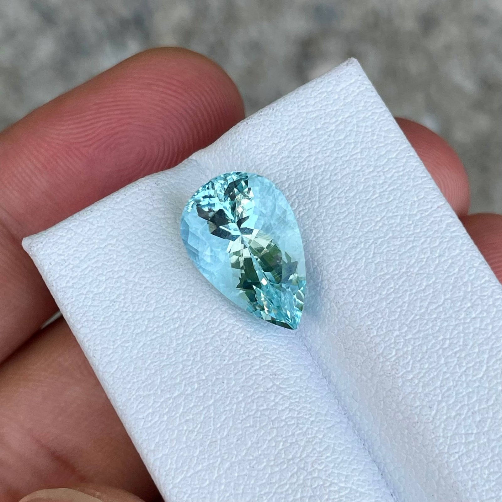 MantraMani Aquamarine Loose Gemstone – Authentic, Lab Certified | India - Angle 5