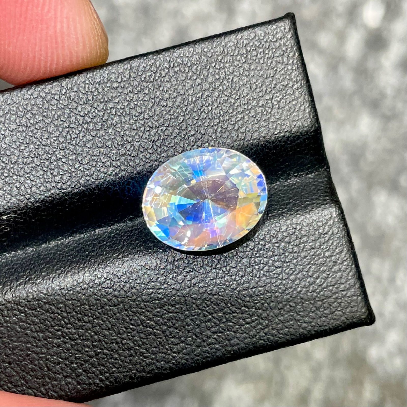 MantraMani Moonstone Loose Gemstone – Authentic, Lab Certified | India - Angle 4