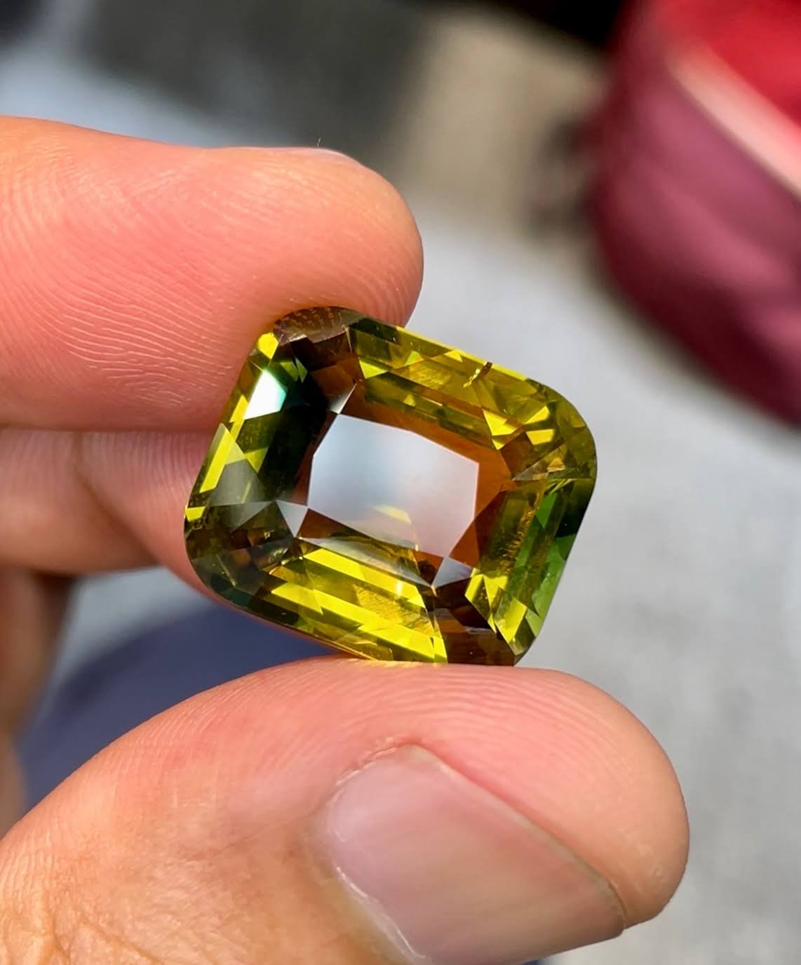 MantraMani Sapphire Loose Gemstone – Authentic, Lab Certified | India - Angle 5