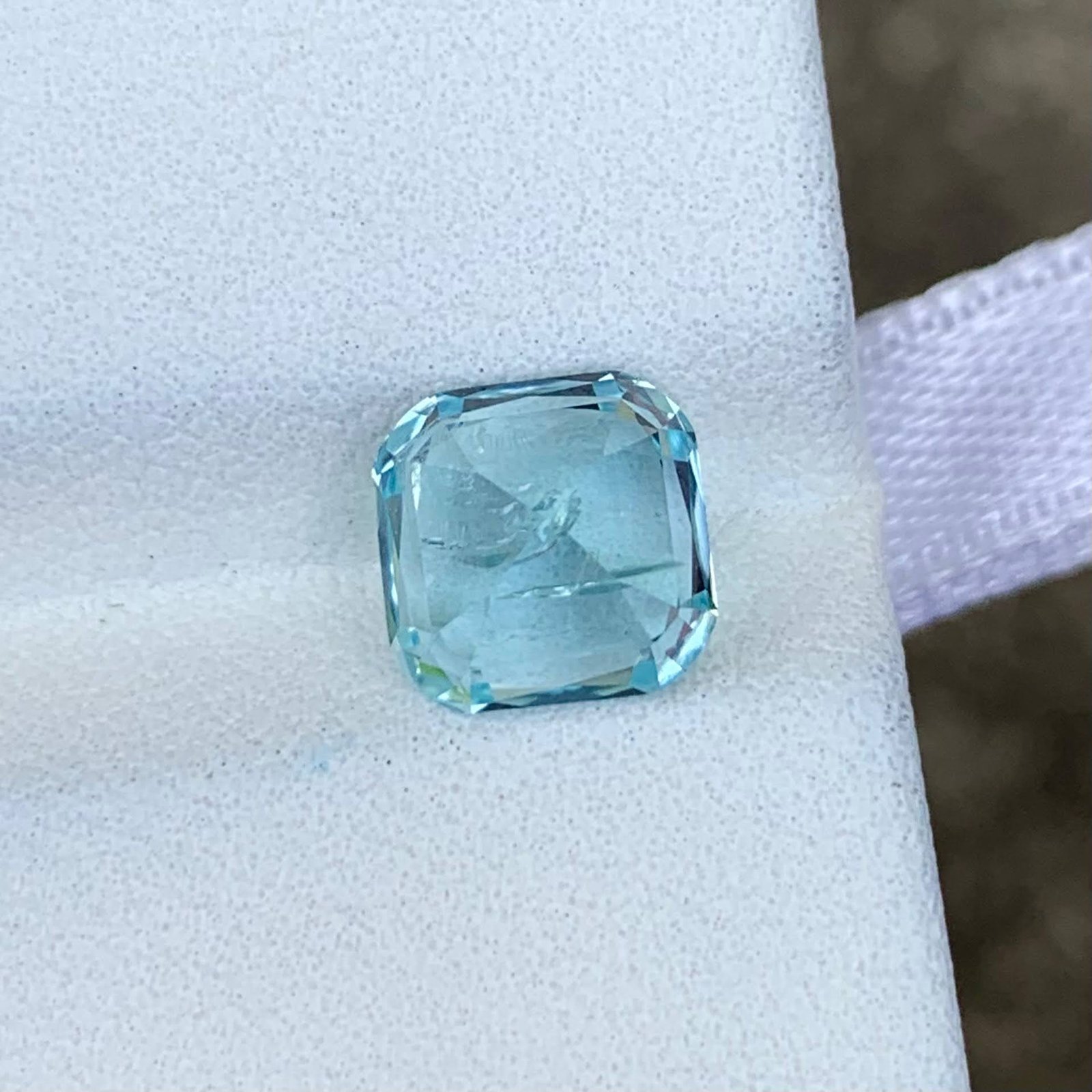MantraMani Aquamarine Loose Gemstone – Authentic, Lab Certified | India - Angle 5