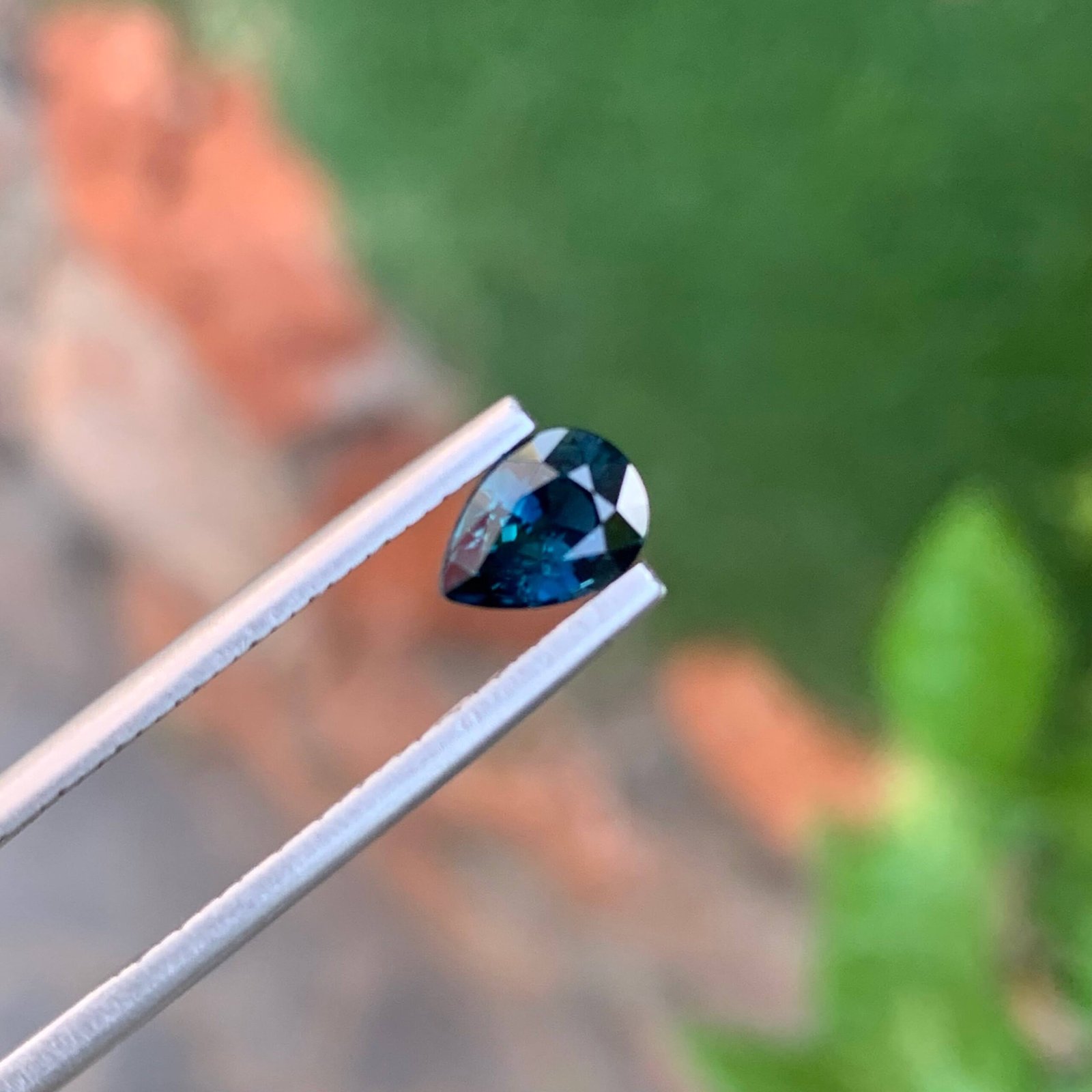 MantraMani Sapphire Loose Gemstone – Authentic, Lab Certified | India - Angle 4