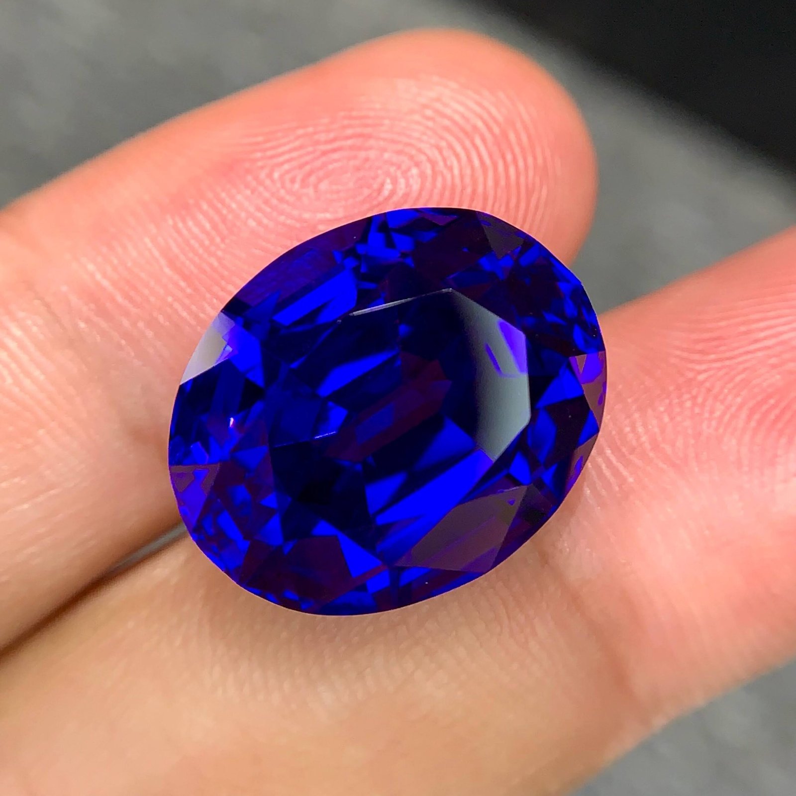MantraMani 24.79 Carat Tanzanite Oval Cut Natural Loose Gemstone - Imported - Tanzania