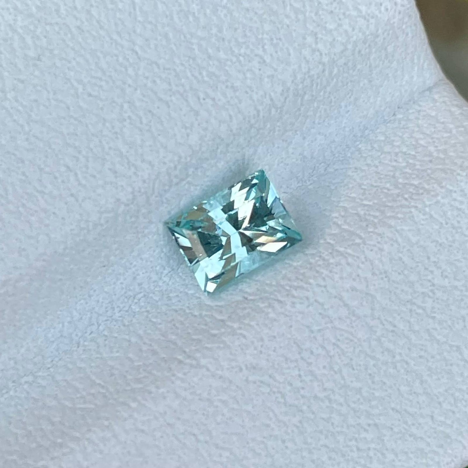 MantraMani 0.70 Carat Blue Aquamarine Baguette Cut Natural Loose Gemstone - Imported - Brazil