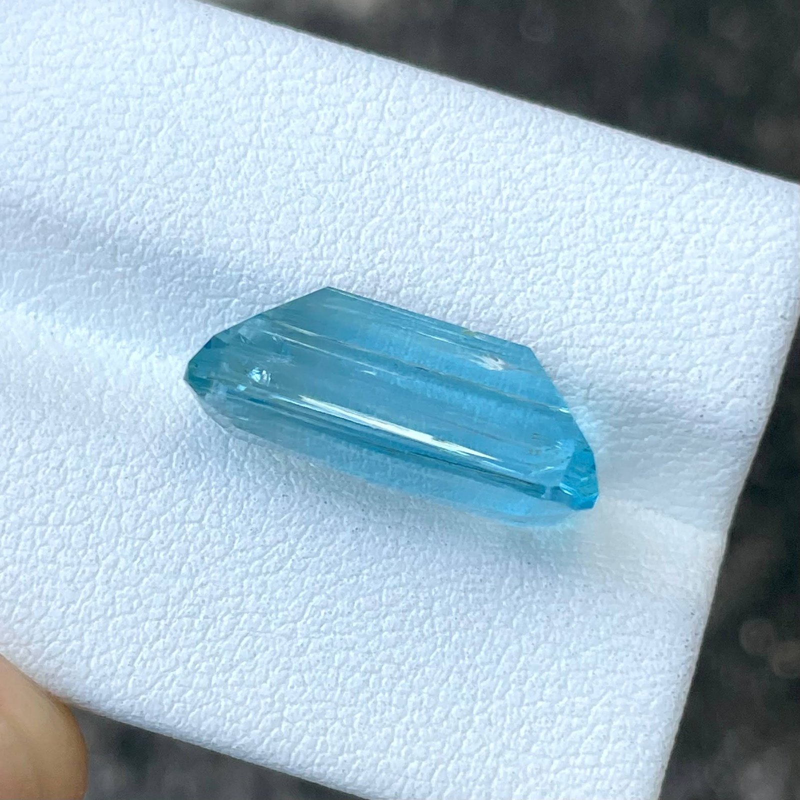 MantraMani Aquamarine Loose Gemstone – Authentic, Lab Certified | India - Angle 5