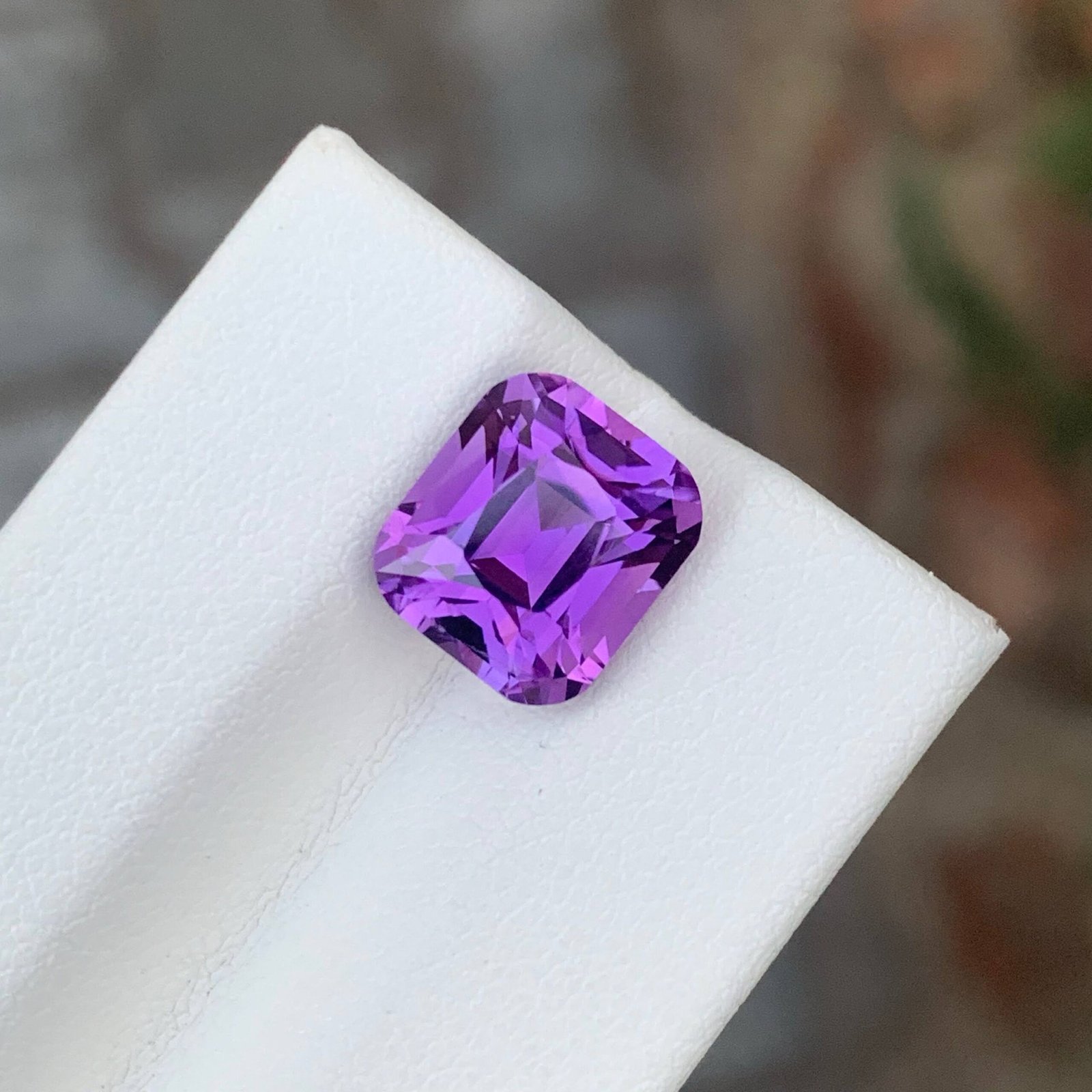 MantraMani Amethyst Loose Gemstone – Authentic, Lab Certified | India - Angle 5