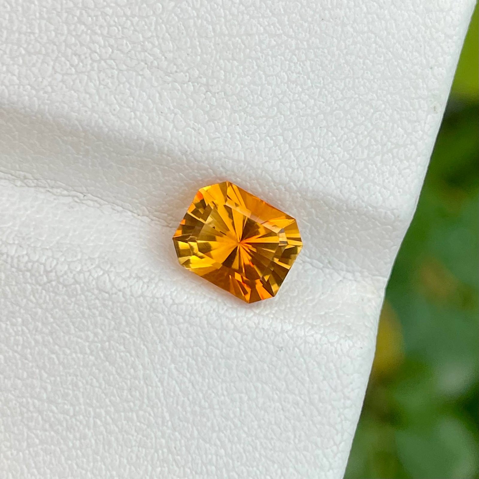 MantraMani Citrine Loose Gemstone – Authentic, Lab Certified | India - Angle 5