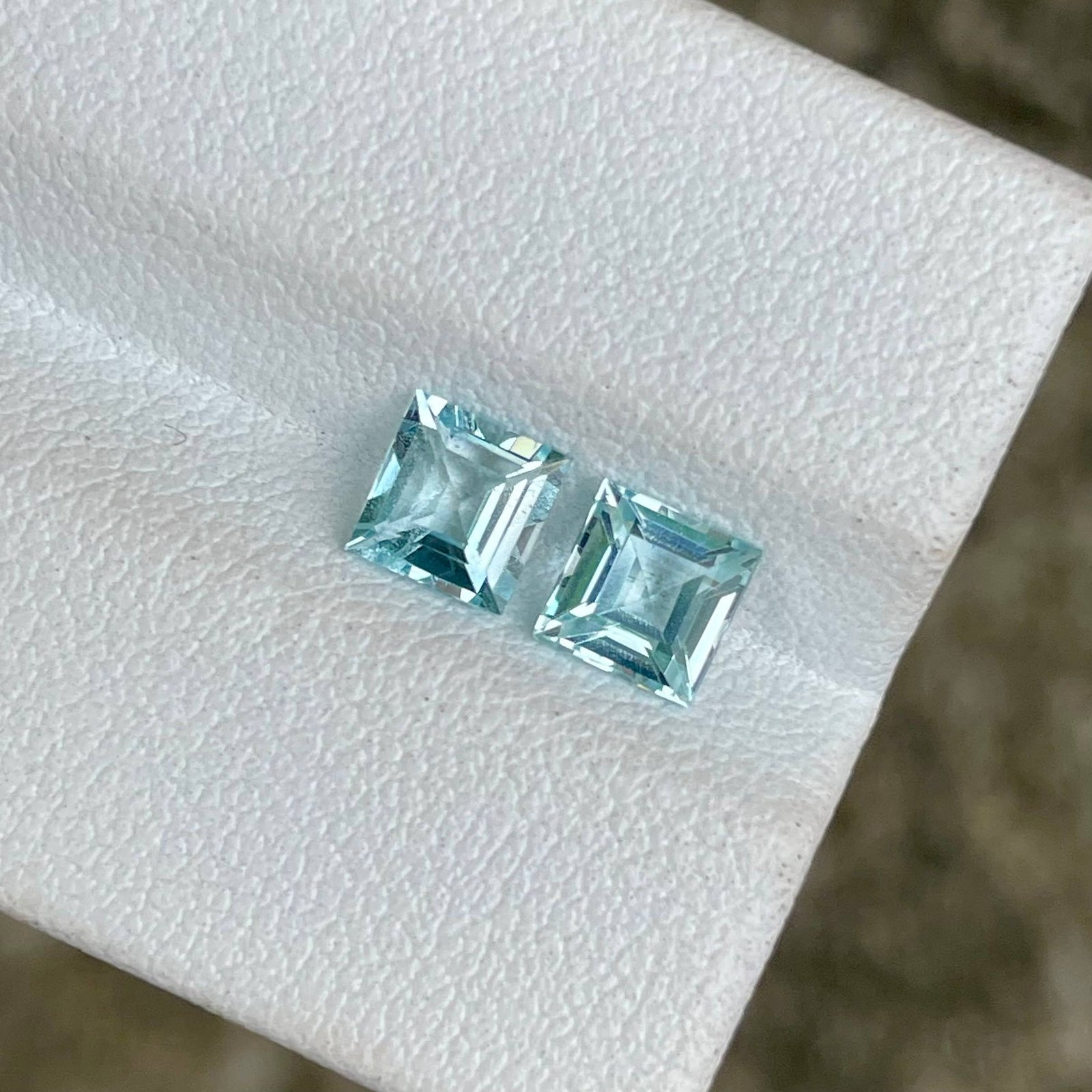 MantraMani Aquamarine Loose Gemstone – Authentic, Lab Certified | India - Angle 5