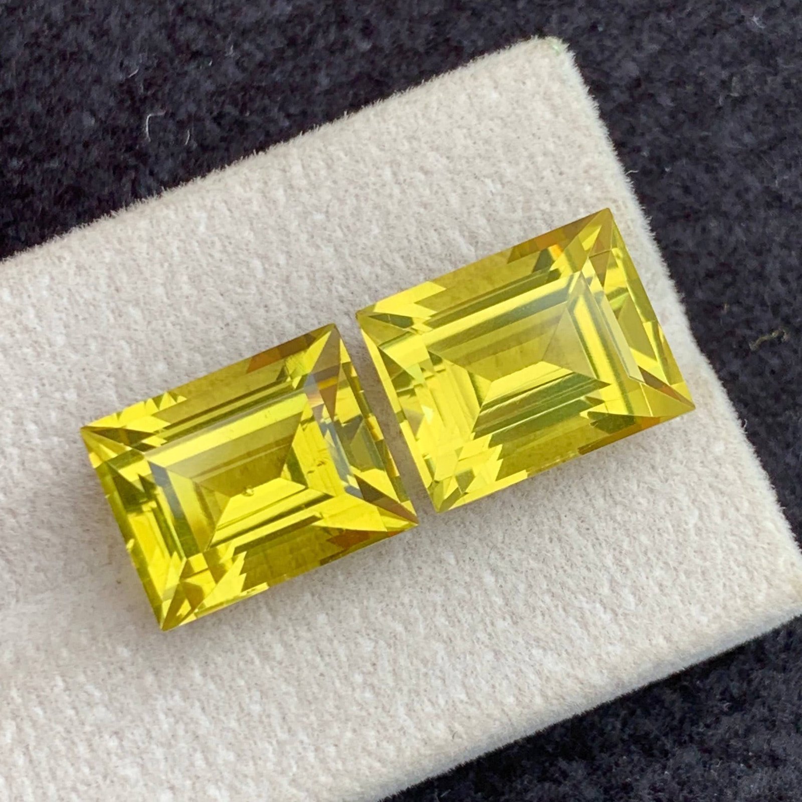 MantraMani Quartz Loose Gemstone – Authentic, Lab Certified | India - Angle 5