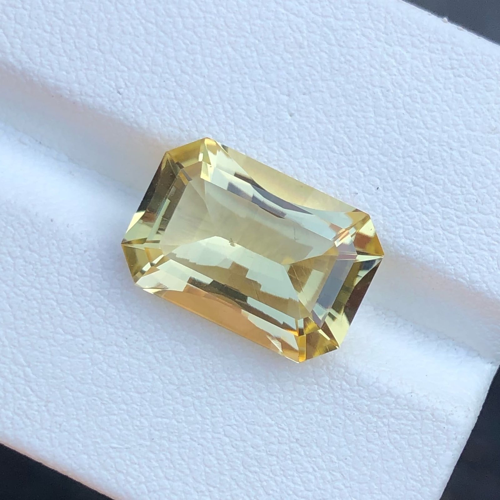 MantraMani 6.85 Carat Citrine Natural Loose Gemstone - Imported - Brazil