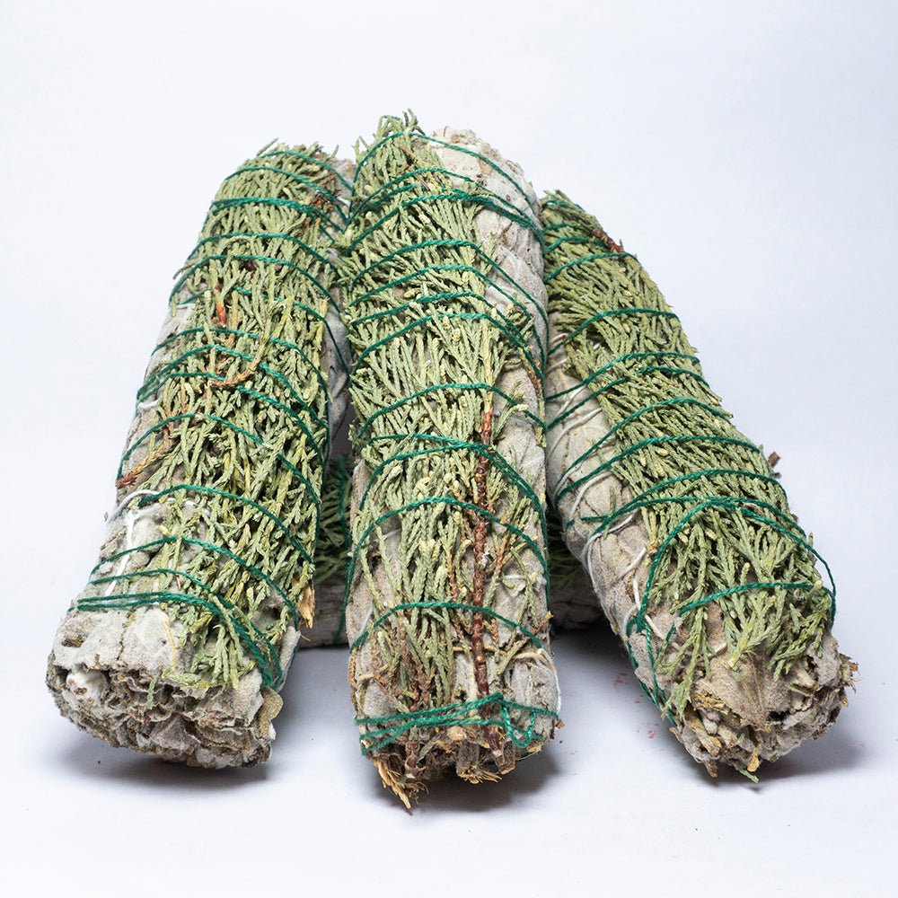 MantraMani CEDAR & SAGE (Devadaru / Pavitra Shanti) – Smudge Stick - Vastu Prot