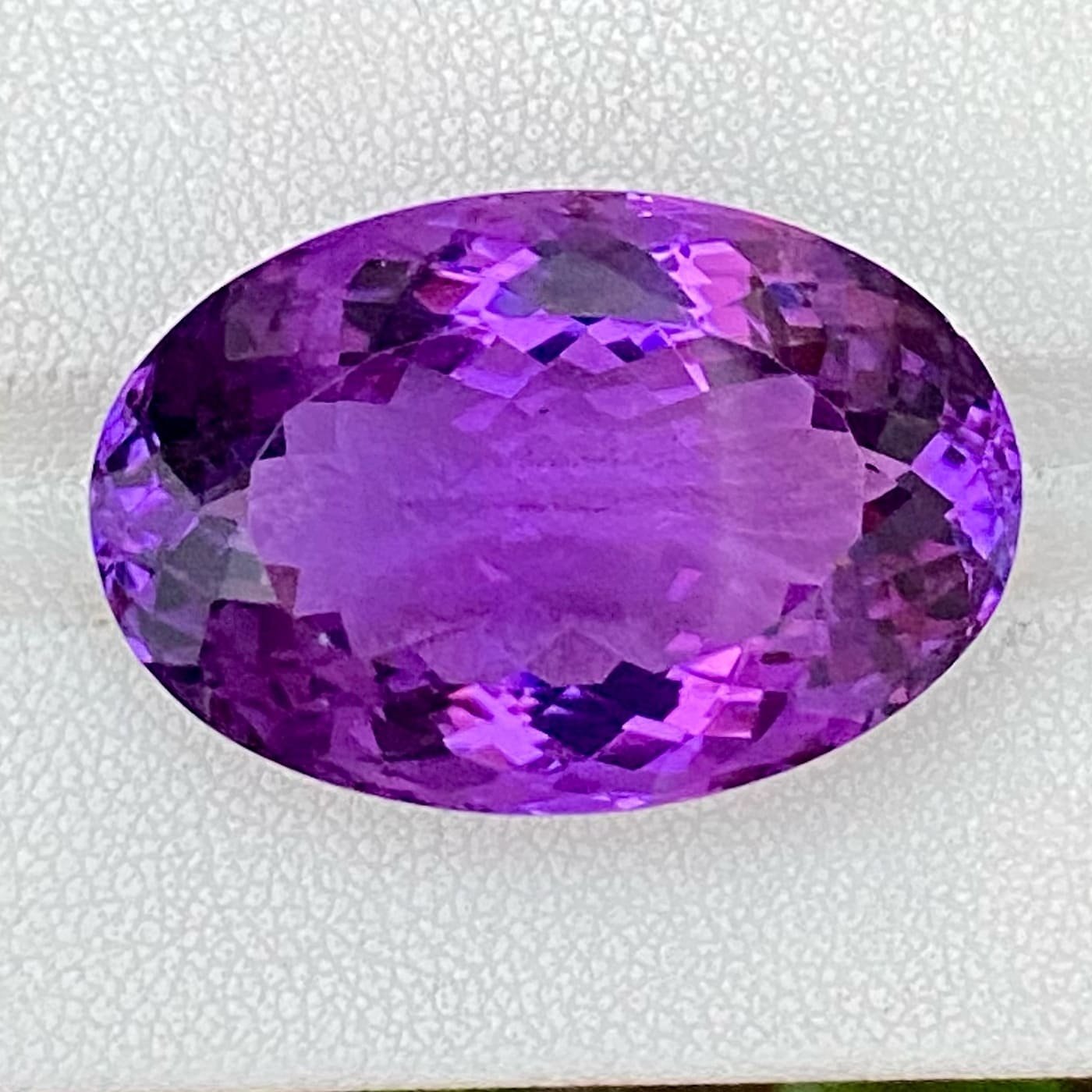 MantraMani 35.90 Carat Amethyst Natural Loose Gemstone - Imported - Brazil