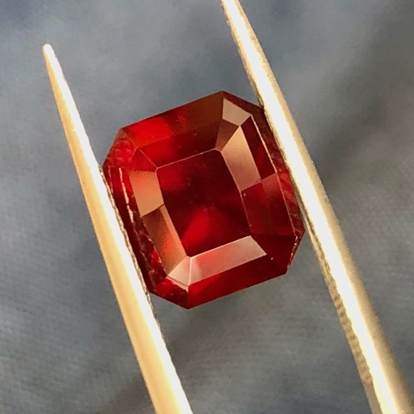 MantraMani 3.90 Carat Red Garnet Natural Loose Gemstone