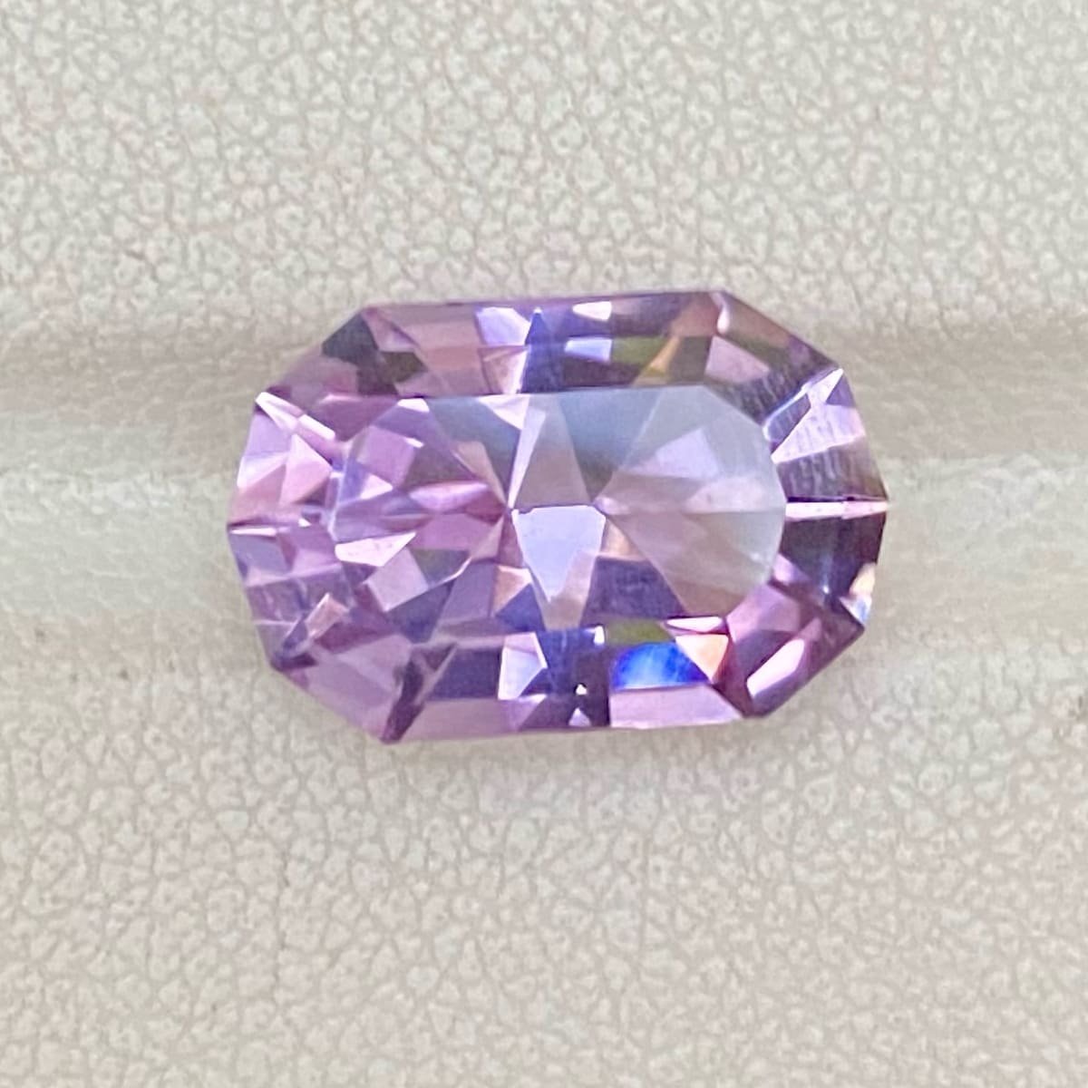 MantraMani 5.85 Carat Amethyst Natural Loose Gemstone - Imported - Brazil