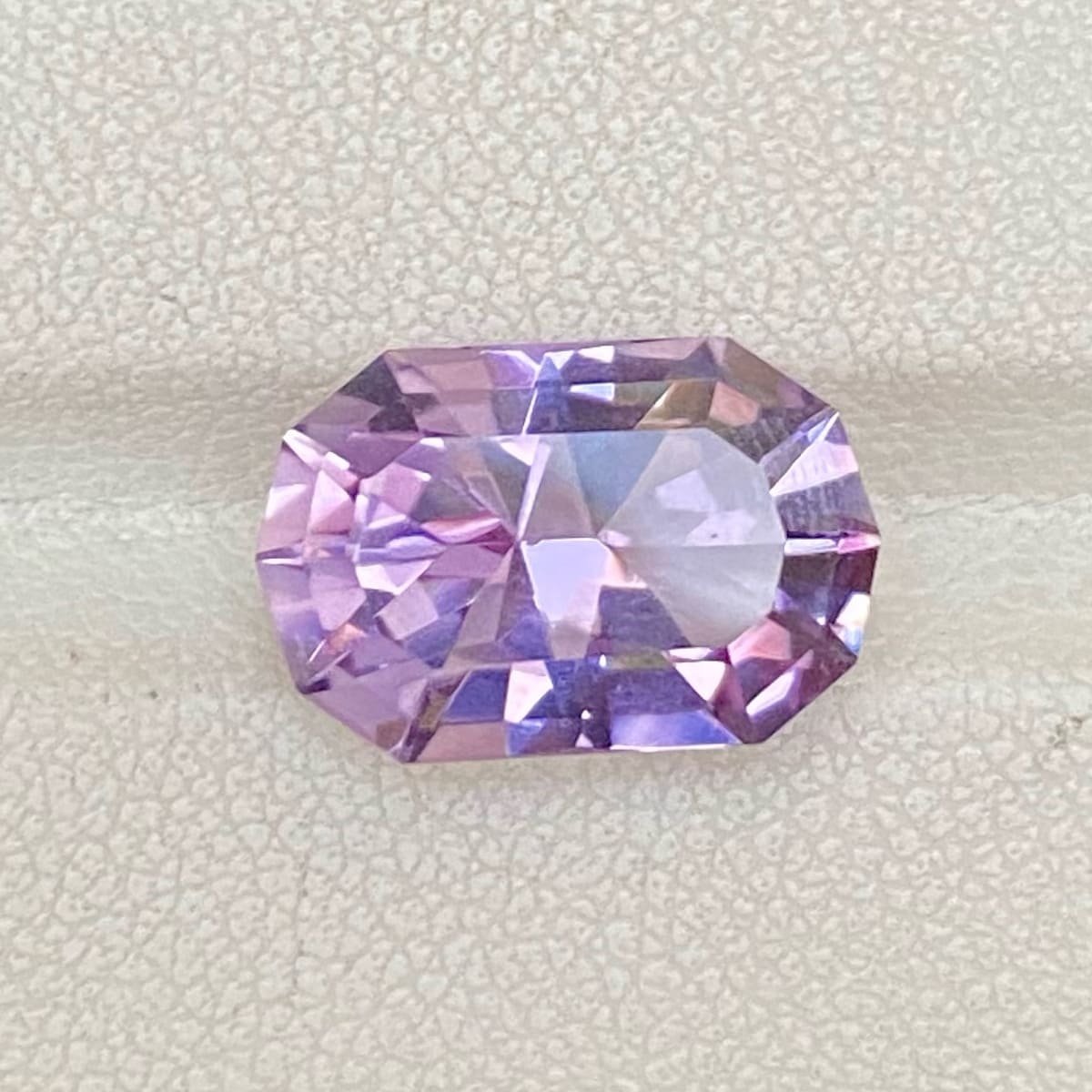 MantraMani 5.85 Carat Amethyst Natural Loose Gemstone - Imported - Brazil