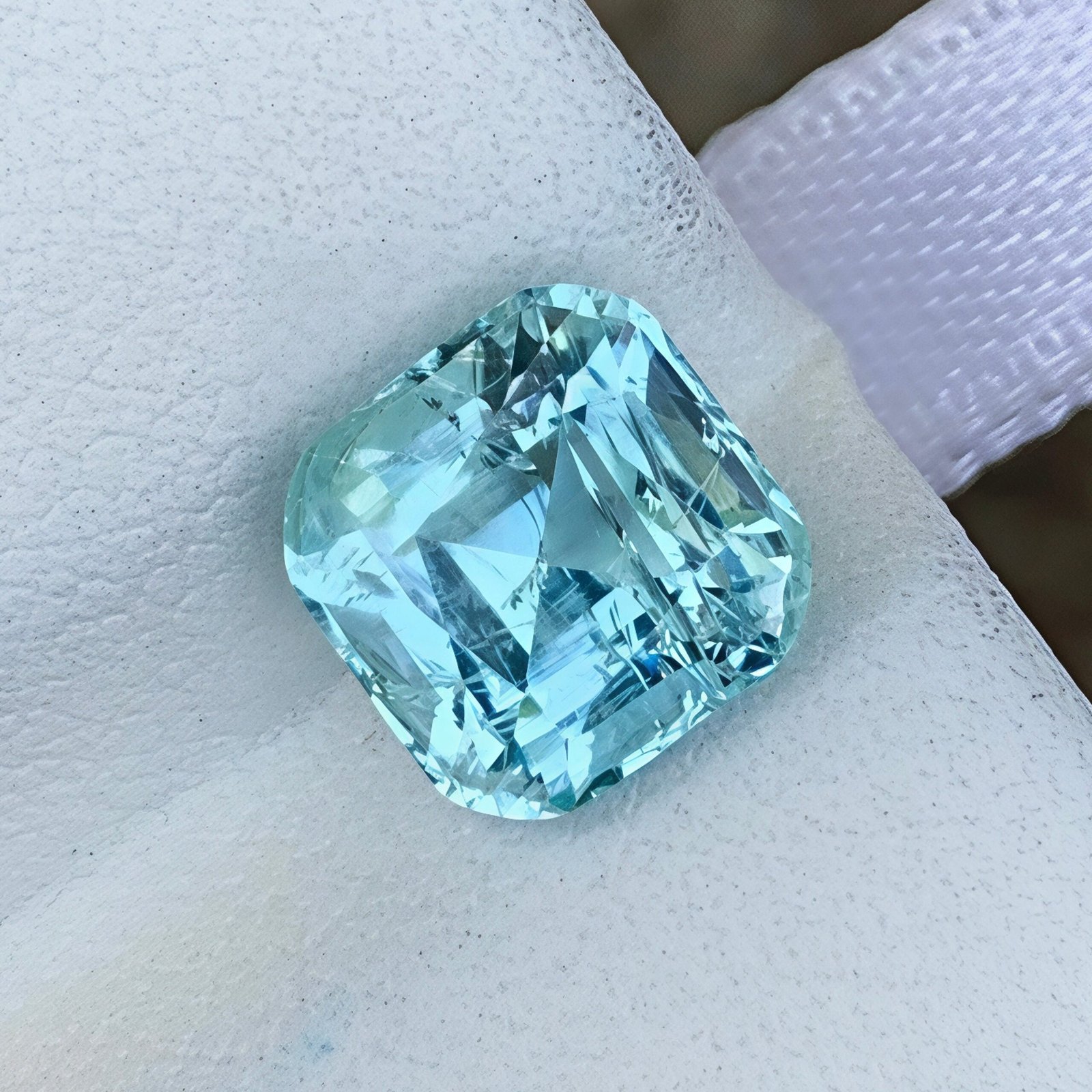MantraMani 2.42 Carat Aquamarine Cushion Cut Natural Loose Gemstone - Imported - Brazil