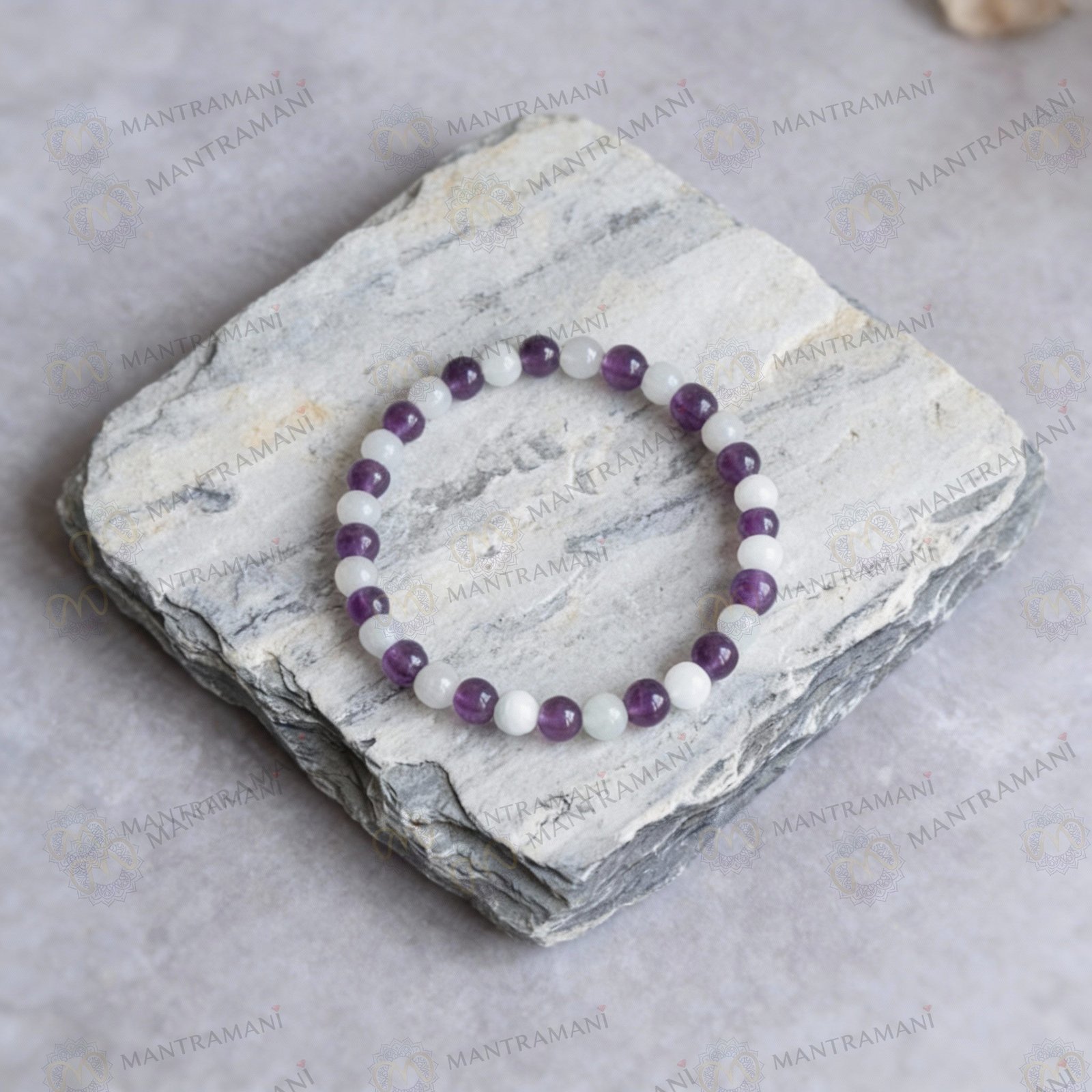 Aquarius Rashi Bracelet – Clarity & Calm | MantraMani