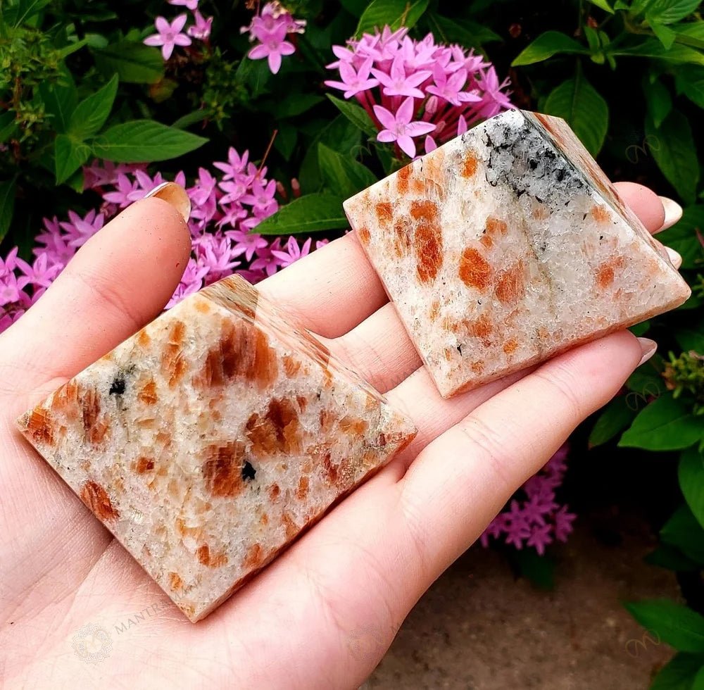 MantraMani Crest Sunstone Pyramid - Energized Vedic Gemstone Jewelry - MantraMani