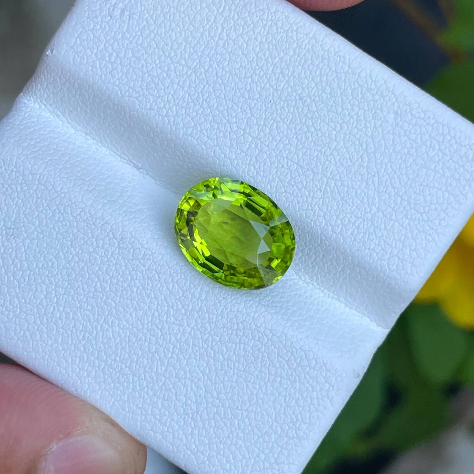 MantraMani Peridot Loose Gemstone – Authentic, Lab Certified | India - Angle 5